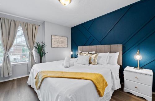Round Rock House | Near Kalahari, Cowboy Pool, Arcade, King Beds, Grill , Large Patio, Firepit