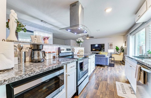 The Colony House | Near Lewisville Lake: Family Home in The Colony!