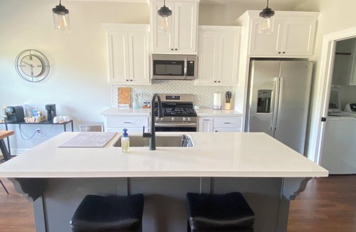 Lufkin House | New 3 bed 2 bath home in safe neighborhood near Angelina College