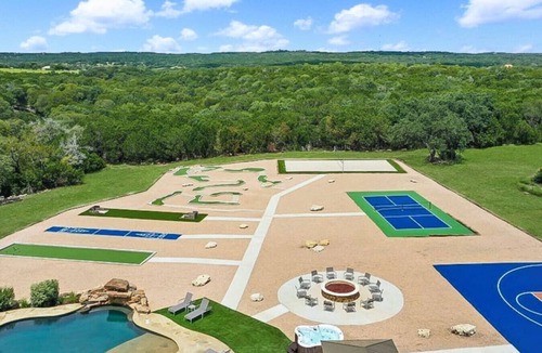 Dripping Springs House | * NEW 5 STAR HILL COUNTRY RETREAT *