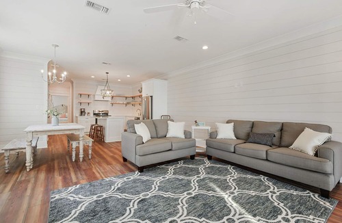 Old Town House | New Beachfront 3 Bed 2 1/2 Bath in downtown Bay St Louis in Prime Location