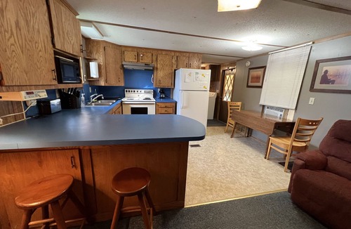 Theriot Cottage | New Boat Slip! 3-Bedroom Camp IN Falgout Canal Marina, Theriot LA