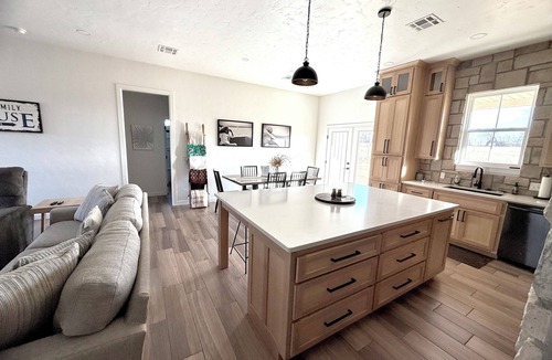 Hoyt House | New Construction! Near Evergreen Marina and Eufaula Dam.