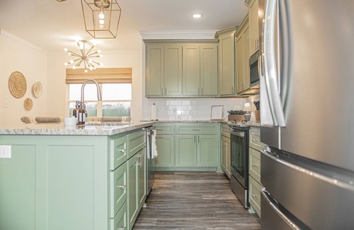 Ruston House | NEW Cozy family-sized home just minutes West of LATech! Fenced in Backyard!