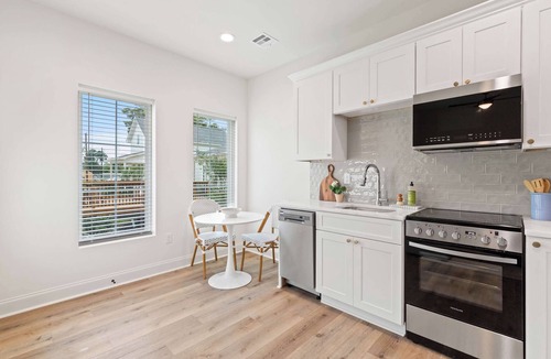Youngsville House | New Extra Innings Cottage - Studio - Sports Complex