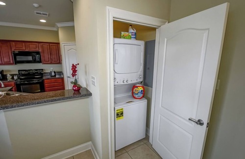 Barataria House | New For 2025 - Waterfront Bayou Retreat: 25 Min to NOLA.