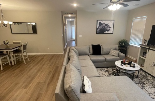 Brusly House | NEW HOME MINUTES AWAY FROM DOWNTOWN BR, LSU, & SOUTHERN UNIVERSITY