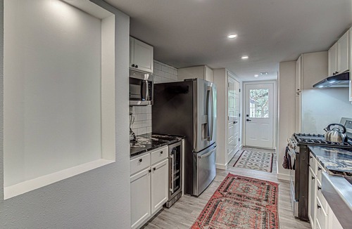 Lakeland Park House | New Lake Getaway I Sleeps 6 I Near Lake and Spa