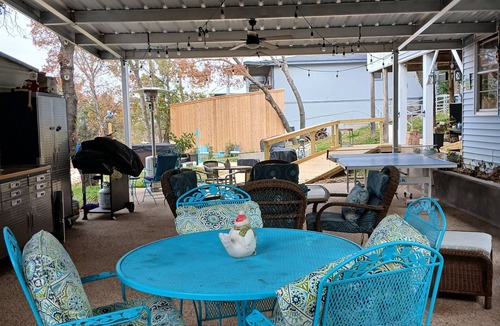 Temple House | New Listing with lake view, great outdoor space and special rates for 2025