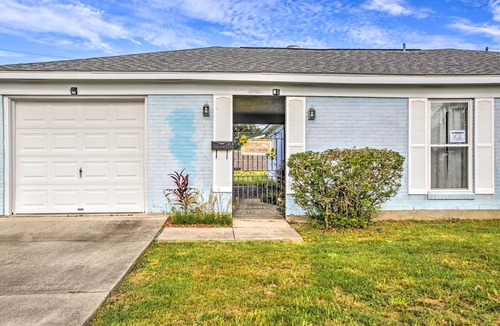 Old Aurora House | New Orleans Getaway ~ 7 Mi to French Quarter!