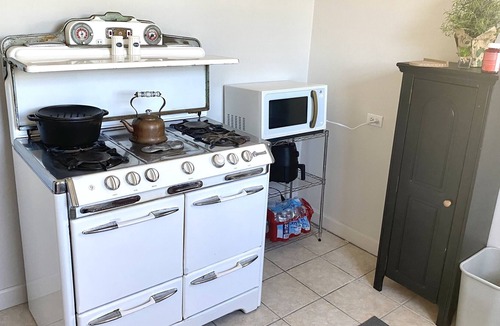 Arabi House | New Orleans style cottage 10 min from the French Quarter!