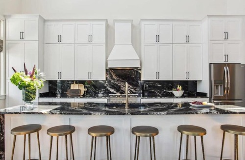 Lower Garden District House | New Stylish Renovation Heated Pool & Spa