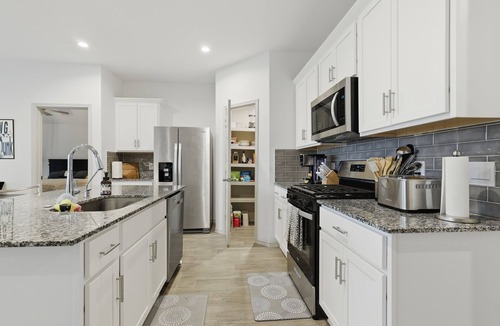 Richmond House | NEW! Sunset Creek Sanctuary - Spacious Family Home