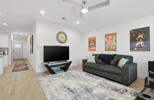 Richmond House | NEW! Sunset Creek Sanctuary - Spacious Family Home