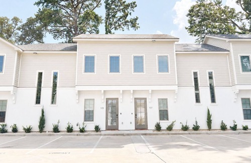 River Ranch Apartment | New Walk-On River Ranch Condo