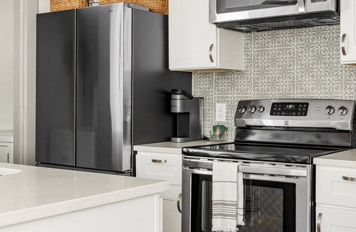 Abilene House | Newly Remodeled Townhouse!