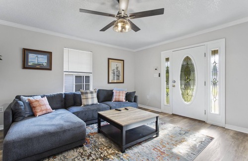 D'Iberville House | Newly renovated 2BR 2BA house