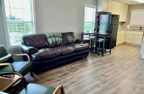 Delacroix House | NEWLY renovated cozy 2-bedroom house located in sportsman’s paradise.