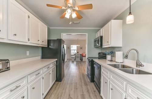 Jamaica Beach House | Newly Renovated Waterfront Home w/Kayaks/Bikes, Ping Pong,4 bedroom, 2 bathroom