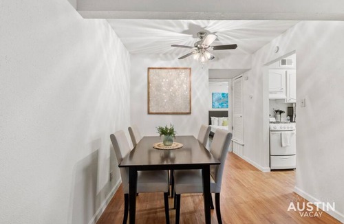 Westfield Apartment | Nice Quiet Downtown Apt Pool Free Parking