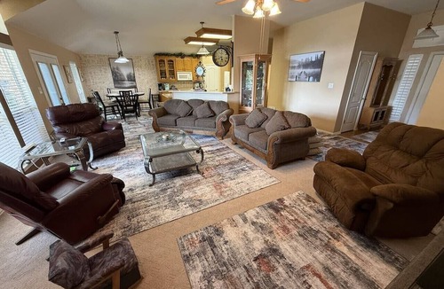 Azle House | Oasis at Eagle Mountain Lake
