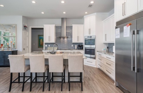 Hot Springs House | Oasis @ Bayshore - Lakefront Luxury 6BR w Stunning Views, Private Pool, Hot Tub