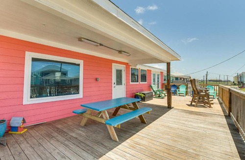 Surfside Beach House | Oceanfront Deck: Surfside Beach Vacation Rental!