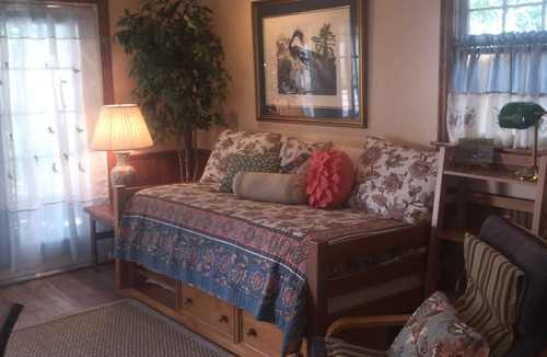 Mid City South House | Old Goodwood Mother In Law Apartment