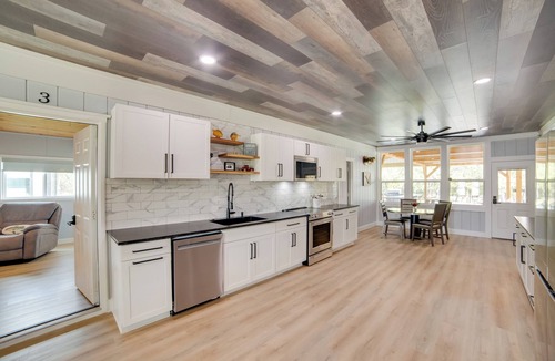 Emory House | On-Site Dock & Ramp: 3-Unit Escape on Lake Fork!