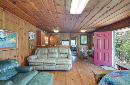 Whitney Cottage | On-Site Trails! Cozy Whitney Cottage 2 Mi to Lake