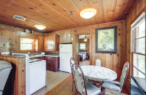 Whitney Cottage | On-Site Trails! Cozy Whitney Cottage 2 Mi to Lake