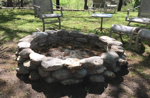 Hunt House | On the river with great fishing, swimming, canoeing and hiking up a 250' hillnn