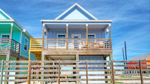 Flour Bluff House | Oscars Lodge by AvantStay