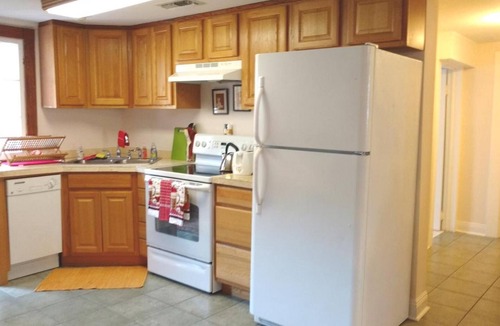 Marlyville - Fontainebleau Apartment | Outstanding Spacious 2BDR, Historic Safe Area