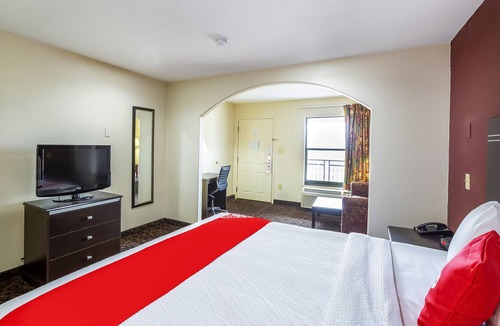 Port Allen Hotel | OYO Hotel LSU