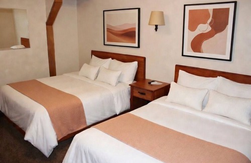Ely Hotel | Paddle Inn