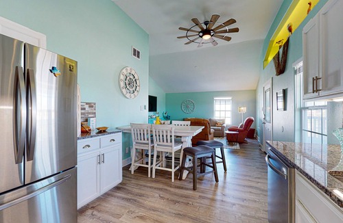 Leeward Sands House | PC625 Private Pool, Golf Cart Included, Boat Parking, Pet Friendly