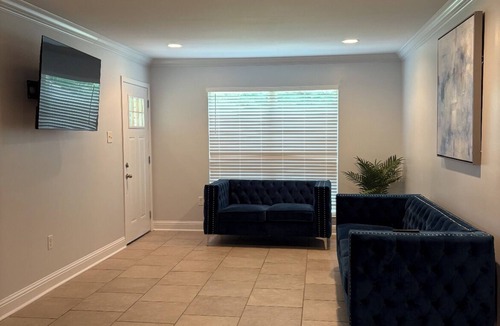 Merrydale House | Peaceful 4-bedroom house with AC in Baton Rouge . Bring your whole family