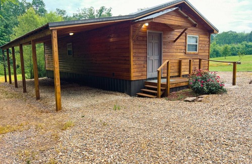 Daisy Cabin | Peaceful cabin <1 mile from Daisy State Park + Private Access to Bear Creek Trail