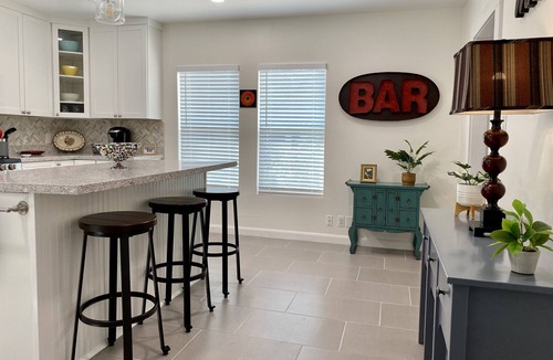 Georgetown House | Peaceful Oasis LongTerm Stays Historic Downtown Georgetown Square Gorgeous Cozy
