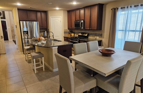 Willow House | Peaceful Retreat for Travel Nurses & Corporate Stays