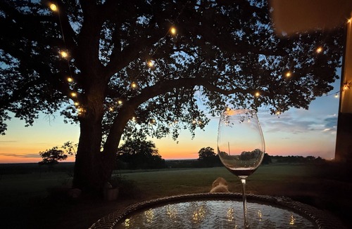 Lipan House | Peaceful Texas Retreat w/Gourmet Kitchen, Ranch Views, Optional MasterChef Meals