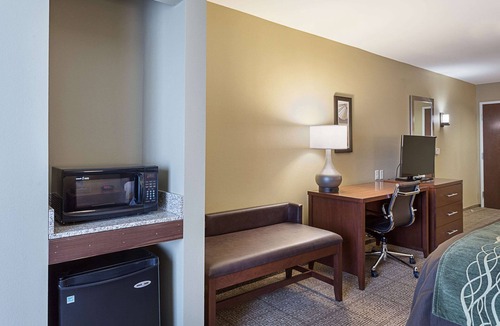 Zachary Hotel | Pennant Hotel & Suites