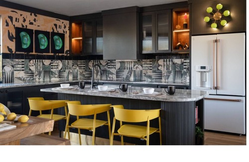 East Cesar Chavez House | Penthouse 8BR/22Bed - Pool, Roofdeck, Garden Bars, Walk To Everything!