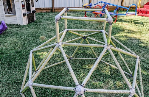 Bacliff House | Perfect Family Escape: Playground, Fire Pit, Games & Boat Parking Near Kemah!
