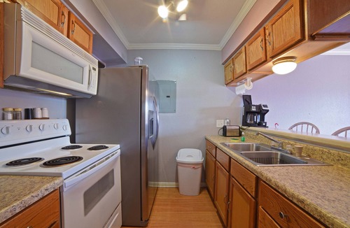 Corpus Christi Condo | Perfect ground floor unit ready to entertain your family vacation.