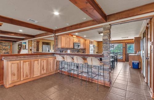 Palo Pinto County House | Perfect multi-family getaway close to Hells Gate and Bluff Creek Marina