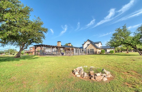Palo Pinto County House | Perfect multi-family getaway close to Hells Gate and Bluff Creek Marina