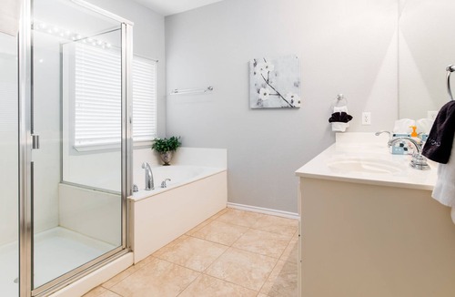 Fort Worth House | Perfect Spot for Small Groups-10 Min. to Downtown! View calendar