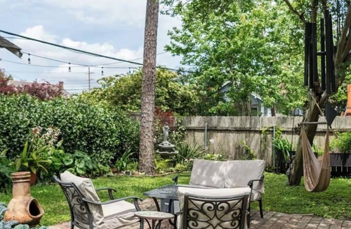 Marlyville - Fontainebleau House | Pet‑Friendly 2BR Guest Suite Near Tulane University Private Entry & Parking!